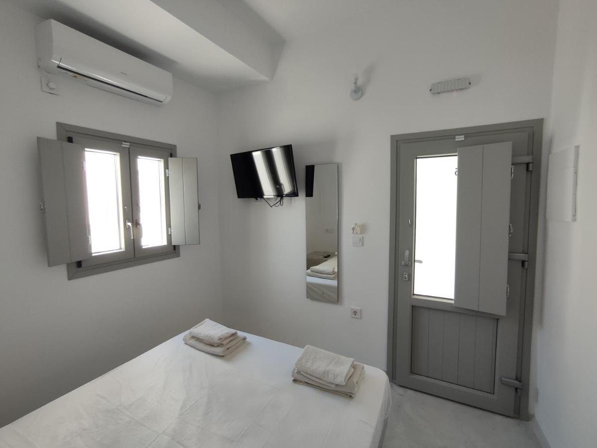 V D Fira Rooms Luaran gambar